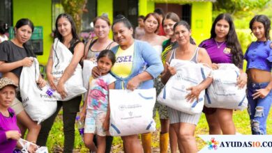 Entrega de ayuda humanitaria a familias afectadas por sismo en Cundinamarca