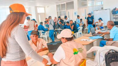 Entrega de títulos de propiedad a campesinos del Catatumbo