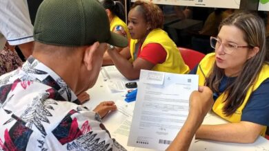 Víctimas del conflicto en Antioquia reciben indemnizaciones en jornada masiva