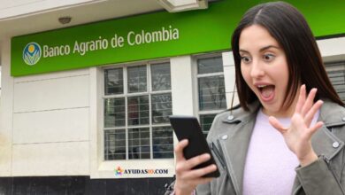 mujer beneficiaria de pago en el banco Agrario