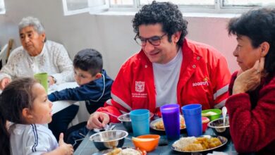 Familias en Rafael Uribe Uribe comparten alimentos en comedor comunitario