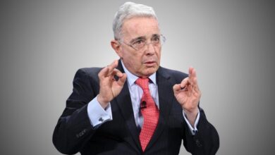 Álvaro Uribe podría regresar al Senado en 2026