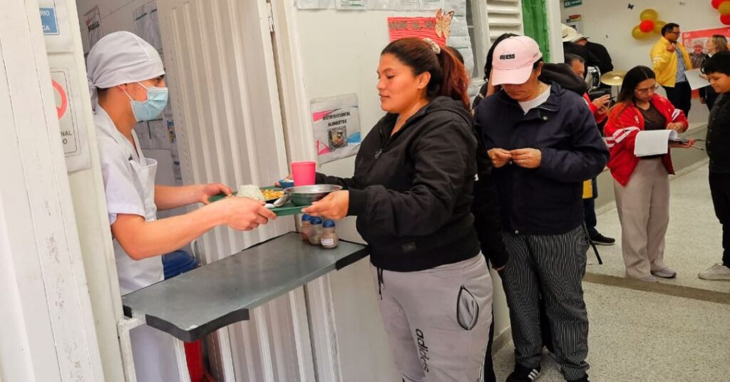 Nuevo comedor comunitario Alaska en Usme, Bogotá, brindando ayuda alimentaria a familias vulnerables y víctimas