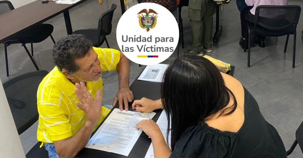 Entrega de cartas de indemnización a 200 víctimas en Cali
