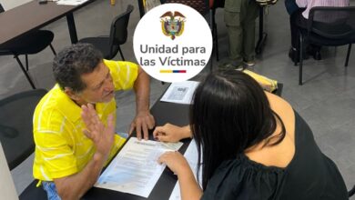 Entrega de cartas de indemnización a 200 víctimas en Cali