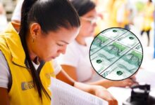 Entrega de cartas de indemnización a víctimas del conflicto en Acacías, Meta.