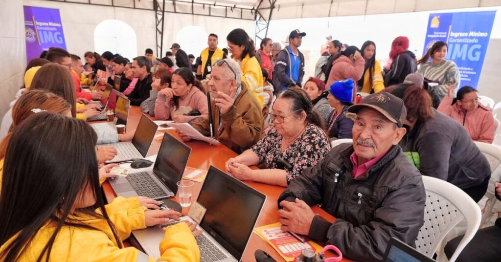 Jornada de "IMG al Barrio" en una localidad de Bogotá con alta participación de mujeres emprendedoras