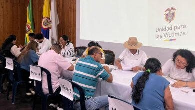 Entrega masiva de cartas de indemnización a víctimas del conflicto