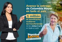 Adulto mayor en un punto de SuperGiros recibiendo el pago de los ciclos 1 y 2 del programa Colombia Mayor