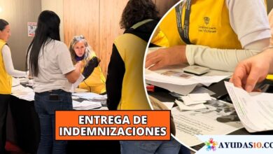 Sobrevivientes del conflicto armado en Bogotá recibiendo cartas de indemnización de la Unidad para las Víctimas